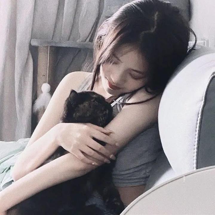 红色
